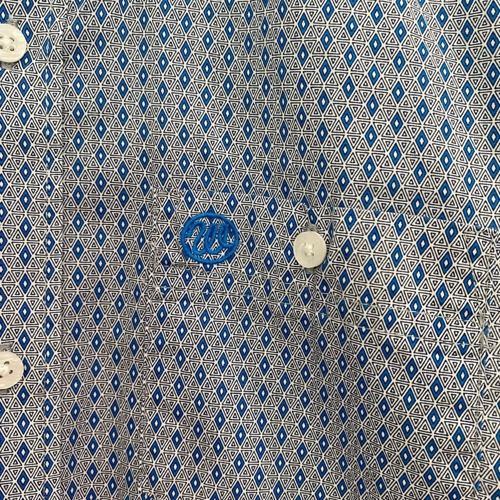 Wrangler Blue Geometric Button-Down Long Sleeve Shirt Boys Size Large